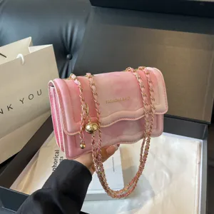Pink wavy chain shoulder bag women fashion luxury crossbody bag elegant chic messenger purse