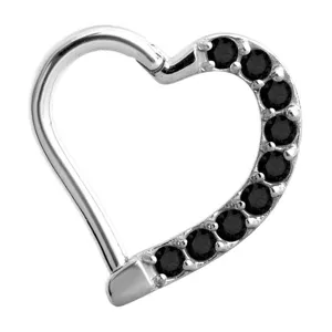 Pendiente de cartílago en forma de corazón de acero inoxidable con circonitas negras.