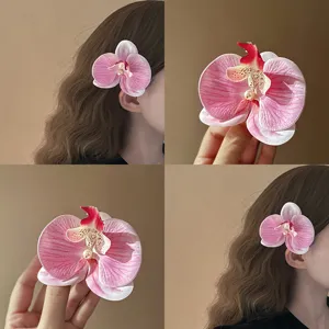 Süße Frische Legierung Künstliche Perle Blumen Haarschnitt Elegante Orchidee Rose Blume Krokodilklemme Haarkralle Für Damen Urlaub Reisen Zubehör