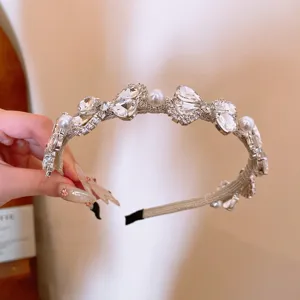 Cerchietto perle cristallo strass vintage accessorio capelli principessa dolce dettaglio.