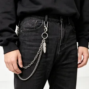 Hip-Hop mehrlagige Hosenkette mit Feder-Anhänger, coole Metall-Taillenkette für Streetwear-Stil.