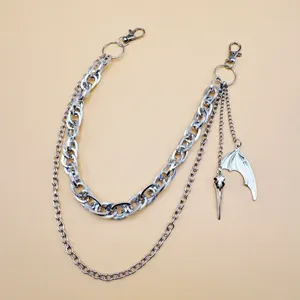 Punk mehrlagige Metall Taillenkette mit Vogelschädel und Flügel Anhänger für Damen.