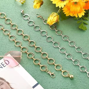 Close-up view of the trendy metallic double-circle chain belt, showcasing intricate links.