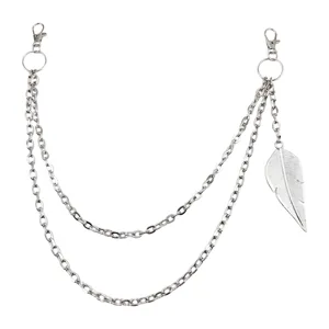 Zilveren meerlaagse metalen broekketting met bladhanger hiphop punk tailleketting detail