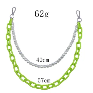 Chaîne de pantalon double en perles et acrylique vert accessoire de taille en détail