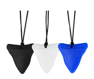 Siliconen haaientand kauwketting sensorisch bijtspeelgoed voor peuters zwart wit blauw