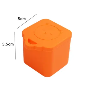 Mini récipient de stockage en silicone avec couvercle, carré étanche pour les aliments.
