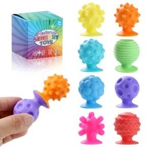 Kleurrijke siliconen sensorische zuignap speelgoedset, 8 stuks getextureerde fidget stressballen.