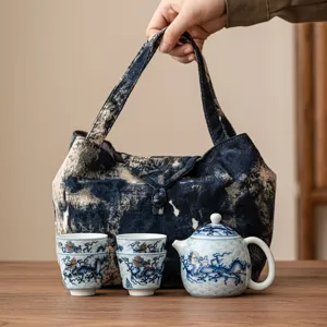 Tragbares Keramik Kung Fu Tee-Set mit blauem Drachen Design, Teekanne und Tasche main.