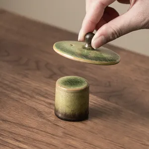 Support de Couvercle de Théière en Céramique Rétro Style Zen Accessoires de Thé Glaçure Étoilée Émeraude Ornement de Table