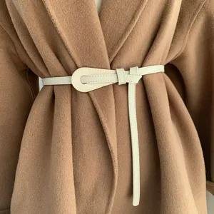 Ceinture en Similicuir pour Femmes Ceinture de Robe Fine Minimaliste Ceinture de Taille Fine Nouée Polyvalente Pour Pull Manteau