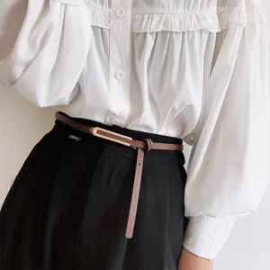 Cintura sottile in pelle da donna con fibbia elegante, stile coreano alla moda per outfit giornalieri.