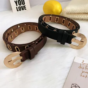Ceinture en cuir décontractée pour femme avec œillets métalliques et boucle dorée chic