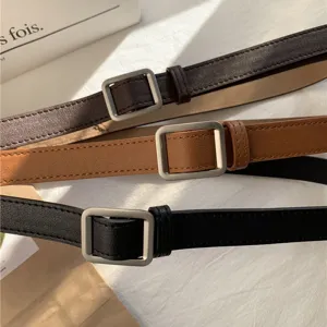 Retro holeless trouser belt with square buckle, versatile casual PU leather belt for daily wear.