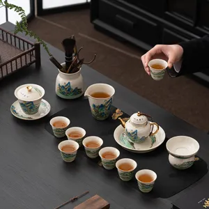 Chinesisches Vintage Kung Fu Tee-Set Keramik Gaiwan Teekanne mit blauer Landschaft.