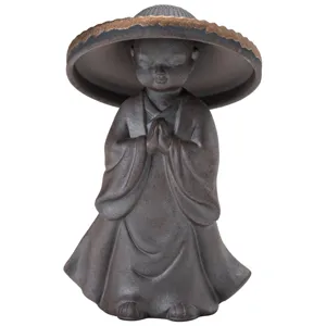 Keramisch klein monnik theehuisdier figuur retro thee filter ornament decoratie
