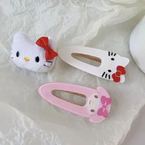 Jolis clips de cheveux en peluche dessin animé Sanrio et pinces bec de canard pour les filles.