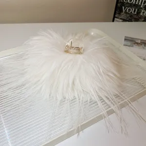 Morsetto per capelli con piuma bianca nappa molletta squalo elegante accessori donna