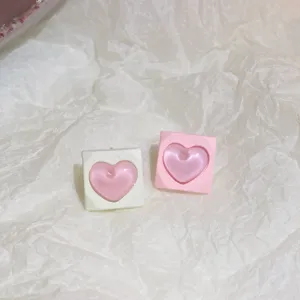 Pink heart square earrings detail shot, sweet style niche design jewelry for daily wear.