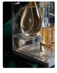 Scatola espositore per organizer di profumi in acrilico trasparente dettaglio ripiani.