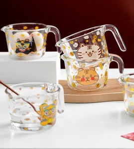 Cute tiger glass measuring cup with scale, heat-resistant baking milk and egg mixing cup.