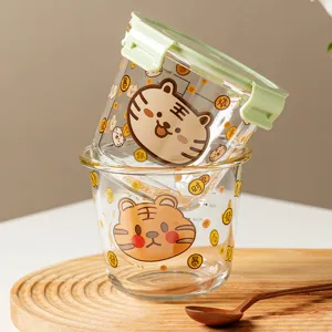 Cute tiger glass food storage container with airtight lid, clear microwave safe lunch box.