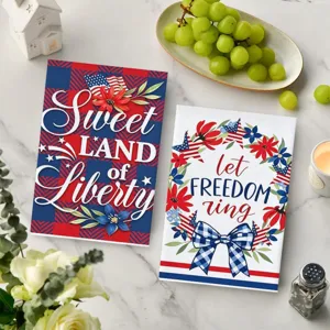 Gedetailleerd overzicht van patriottische bedrukte keukentheedoeken set voor Onafhankelijkheidsdag.