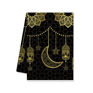 Schwarzes und goldenes Mikrofaser-Küchentuch mit ethnischem Mond- und Laternenmuster.