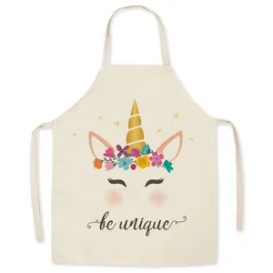 Schöne Küchenschürze mit süßem Einhorn und Blumenkranz für Kochen Backen und Haushalt.