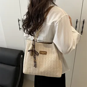 Casual straw woven tote bag for women, chic shoulder bag ideal for beach vacation and daily use.