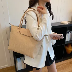 Woven shoulder tote bag for women, large capacity vintage commuter handbag with leather flap.