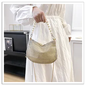 Stunning rhinestone evening handbag with elegant pearl handle for women party wedding.