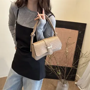 Elegante bolso de hombro para mujer con asa trenzada y diseño de serpiente para diario.
