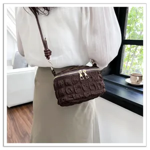 Brown pleated puffer crossbody bag with zipper, casual women mini cloud shoulder handbag.