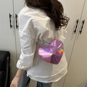 Niche design heart shaped shoulder bag, shiny patent leather holographic mini crossbody bag