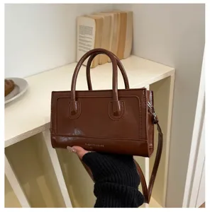 Brown retro style PU leather women handbag crossbody shoulder bag for daily use