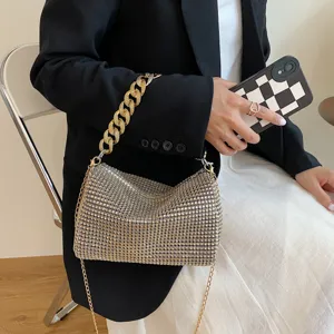 Elegant rhinestone chain handbag for women, sparkling evening crossbody bag and stylish purse.