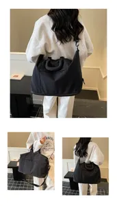 Large capacity expandable travel bag for women, lightweight sports gym duffel bag.