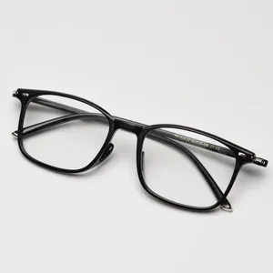 Korean style TR90 retro optical eyeglasses frame, black square frame for men and women detail.