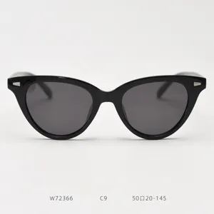 Black cat-eye TR90 polarized sunglasses for men and women, retro fashion vintage shades.