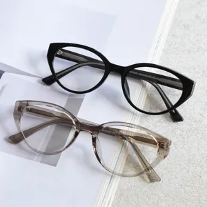 Stylish cat-eye eyeglasses frames for women, retro optical frames for daily wear or clear lenses.