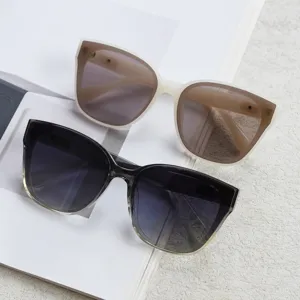 Close-up detail of stylish gradient frame TR90 sunglasses, showing exquisite lens craftsmanship.