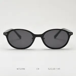 Korean style small oval TR90 polarized sunglasses for men and women, stylish black frame.
