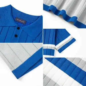 Dettaglio polo da uomo in maglia a coste con strisce blu e trama del tessuto testurizzata.