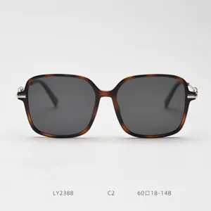 Retro tortoiseshell square polarized sunglasses for women, oversized frame, 60mm lens.