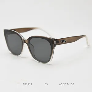 Stylish TR90 oversized sunglasses for women, offering UV protection and trendy facial slimming look.