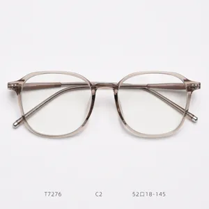 Montatura per occhiali leggera in TR90, stile minimalista ed elegante per uso quotidiano.