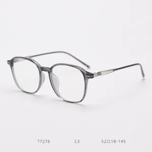 Montatura occhiali TR90 colpo di dettaglio, colore trasparente grigio, stile quotidiano.