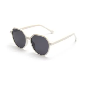 Modische polygonale polarisierte Sonnenbrille fuer Damen, schicke modische Brille.