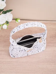 Witte pailletten okseltas schoudertas, stijlvolle PU lederen straattrend detailweergave.